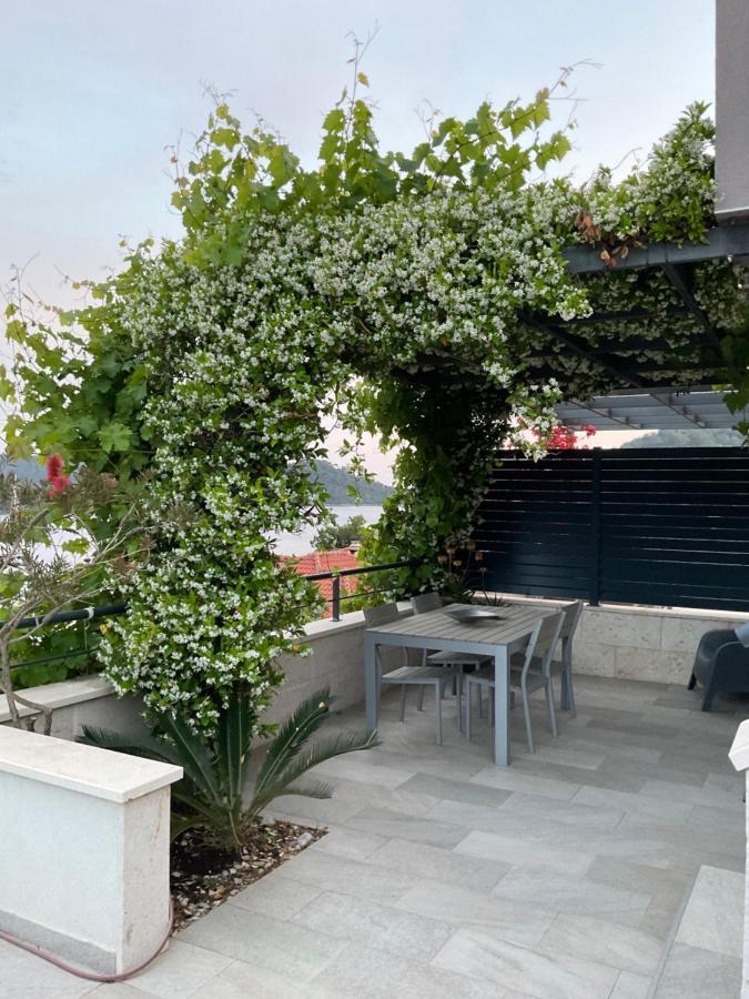 Villa Iva Lastovo Uble Ngoại thất bức ảnh
